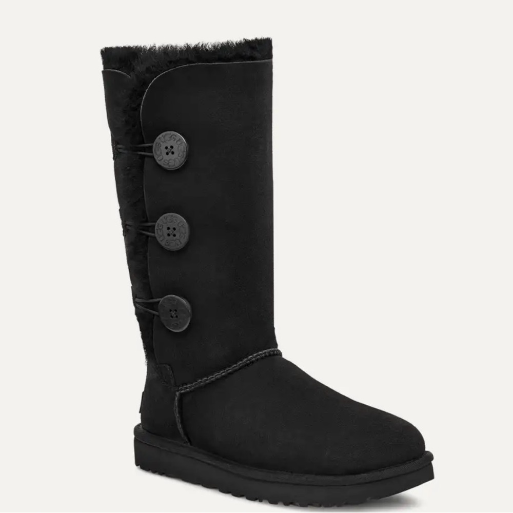 UGG Boots - Very Good Condition - Size 7